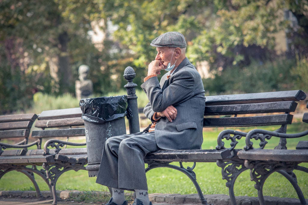 Social isolation in Older Adults: Causes and Effects