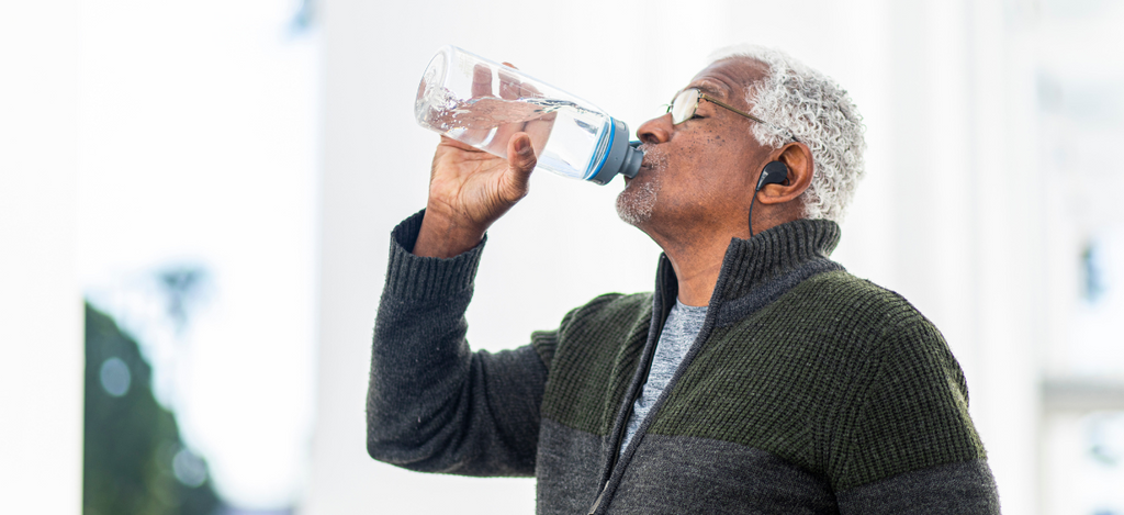 How to Stay Hydrated in Old Age: 7 Easy Ways to Avoid Dehydration in Older Adults